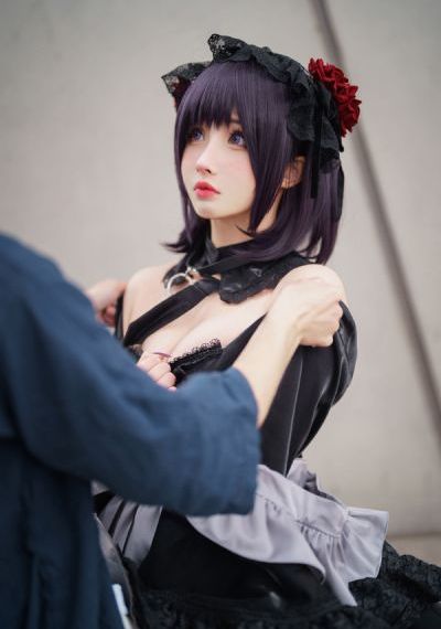 爱情公寓里男女主角的扮演者_DVD在线观看高清