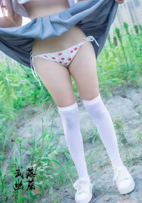 两个客人玩我一个_在线电影免费观看